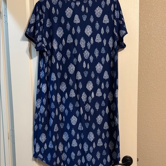 LuLaRoe Dream Collection Navy and White Nightgown - Picture 5 of 5